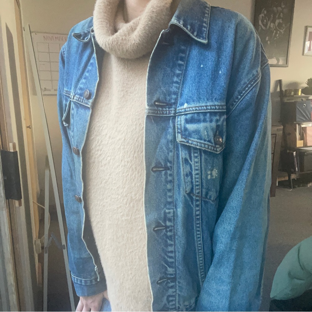Vintage GAP Distressed Denim Jacket - Picture 5 of 7